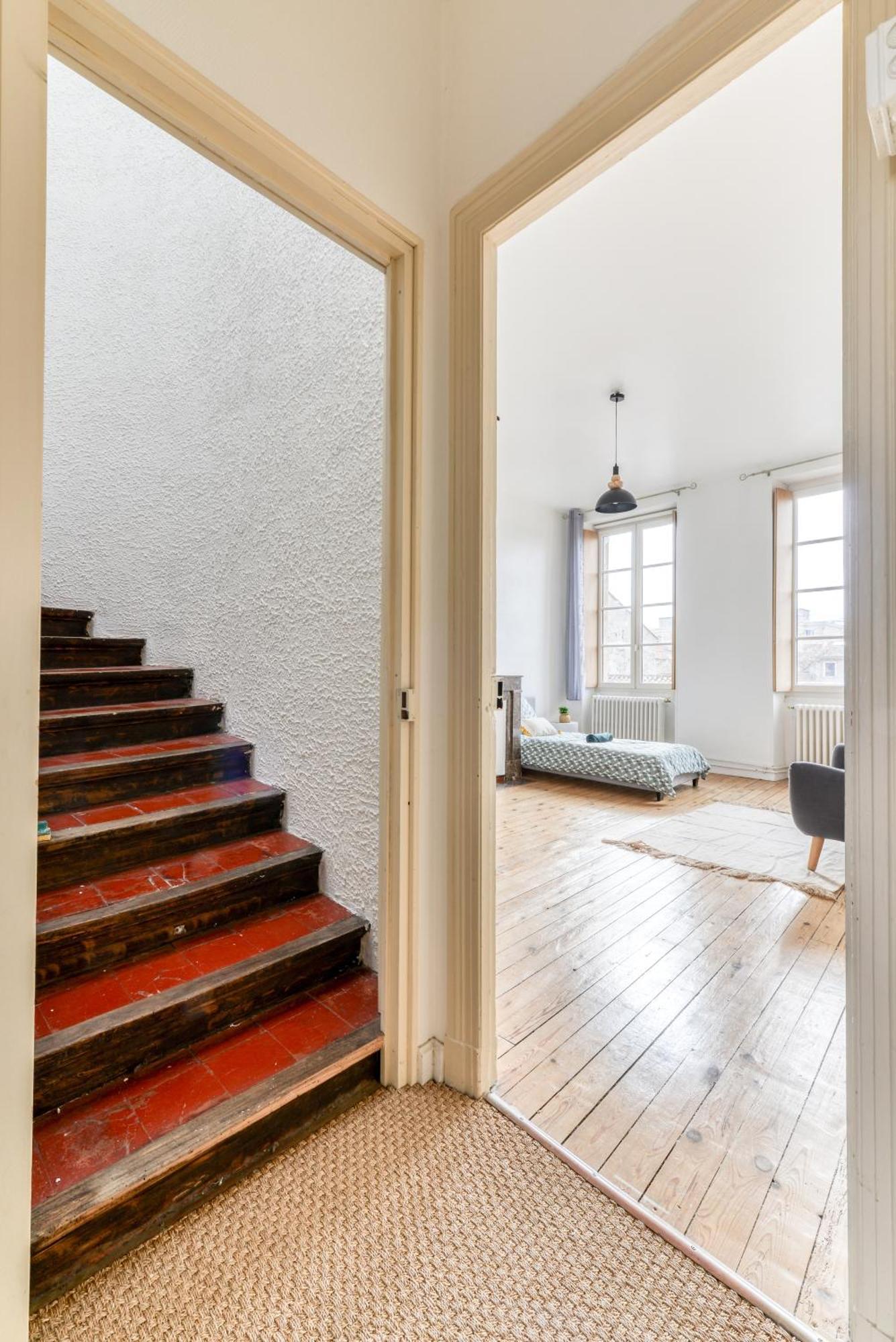 El Marty - Central - Climatisation - Parking Gratuit - Wifi Carcassonne Bagian luar foto